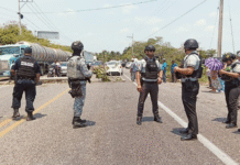 Liberan carretera Frontera–Ciudad del Carmen tras 33 horas de bloqueo.