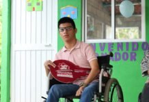 Javier May entrega hogares y cambia vidas.