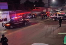 Sicarios emboscan a conductor en la colonia Indeco.