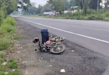 Motociclistas resultan heridos en vía a Teapa.