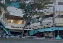 Sismo de 7.8 genera pánico y alerta de tsunami en Filipinas.