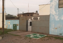 Grupo armado somete y golpea a vigilante.