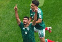 ¡El Tri ruge en el Azteca y despluma a Sudáfrica!