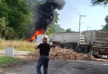 Camión cañero se incendia por tremendo impacto.
