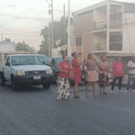 Falta de agua provoca bloqueo en la Villahermosa–La Isla.