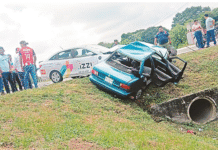 Choque vehicular deja tres lesionados en Cárdenas.