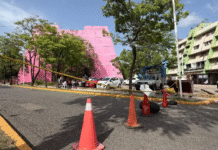 Colonos de Tabasco 2000 llevan 2 día de bloqueo por apagón.