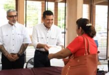 Gobierno de Tabasco brinda certeza jurídica a familias jalpanecas.