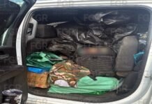 ¡Los cacharon con el contrabando! Traían bultos sospechosos en Huimanguillo.