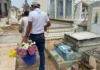 Familias festejan el Día del Padre en panteones.