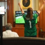 ¡Celebración presidencial! Claudia Sheinbaum festeja el liderato azteca.