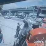 ¡Carambola y volcadura! pesada unidad desquicia la cárdenas-Villahermosa.