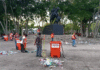 ¡Puro chiquero! Afición deja montañas de basura tras festejo.