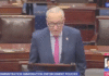 ¡El Senado apesta! Schumer se suelta un pedo en plena intervención.