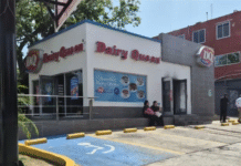 Incendio afecta sucursal de Dairy Queen en Atasta.