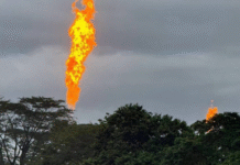 Pemex descarta fugas por olores en Jalapa.