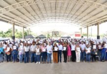 May entrega tandas para la mujer en Jalapa.
