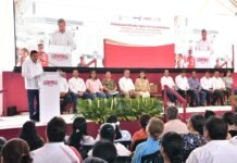 El gobernador Javier May inaugura el circuito hidráulico Carrizal II.