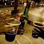 Euforia por la selección agota el alcohol en Villahermosa.