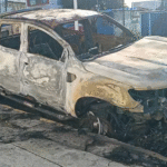 ¡Capturan a vándalos tras quemar autos!