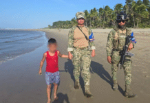Rescatan a Menor Extraviado en Playas de Paraíso!