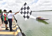¡Rugen los motores en las aguas del Grijalva!