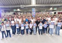 ¡Premian la excelencia de niños tabasqueños!