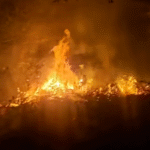 ¡Lunes infernal! Atienden doble incendio carretero