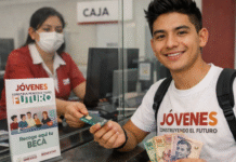 ¡Nuevas becas! Van por 2,600 beneficiarios más.