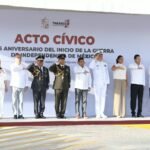 ¡Patria viva! Javier May conmemora Independencia.
