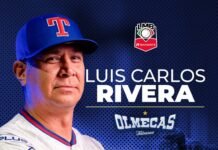 Reconocen gran labor de mánager olmeca Carlos Rivera.