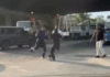 ¡Violenta riña con tubazos y patadas en puente la Isla-Cunduacan!