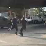 ¡Violenta riña con tubazos y patadas en puente la Isla-Cunduacan!